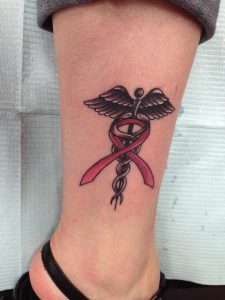 tatouage infirmière