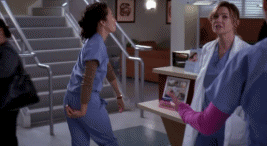 Photos d'infirmières sur le web vs. les vraies infirmières... et c'est hilarant ! 